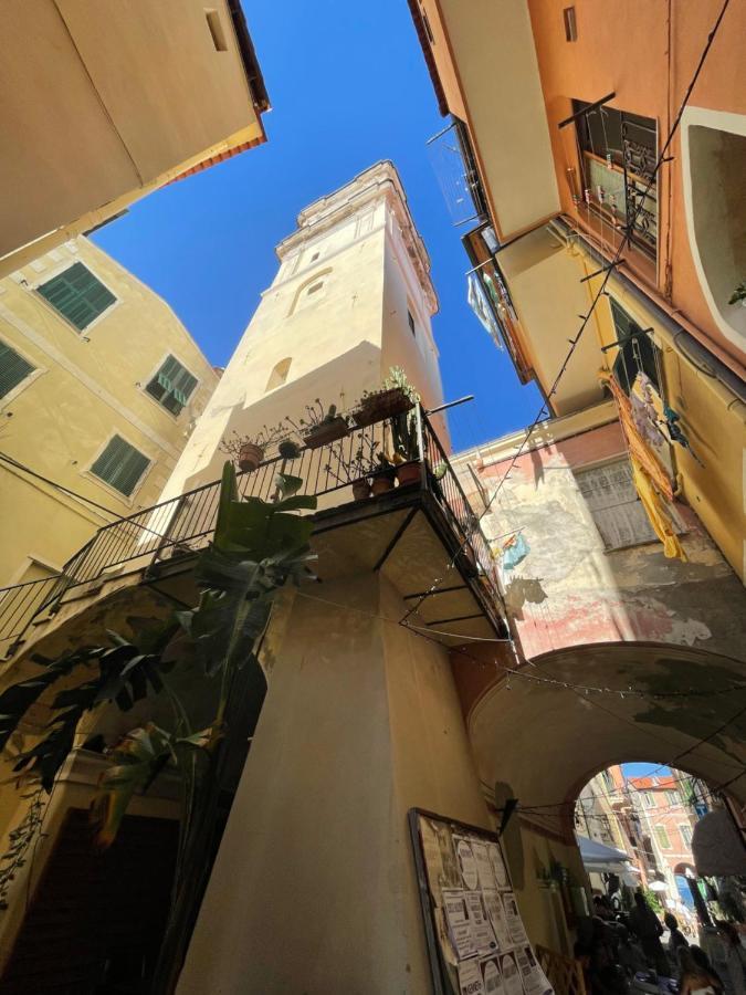 Vialunga Apartment In The Old Town บอร์ดิเกรา ภายนอก รูปภาพ