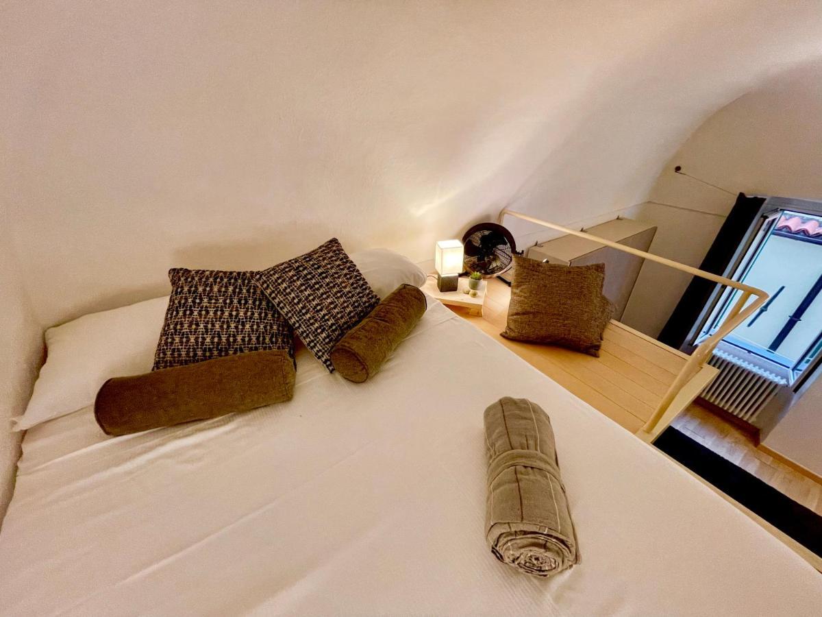 Vialunga Apartment In The Old Town บอร์ดิเกรา ภายนอก รูปภาพ